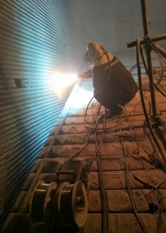 电弧喷涂制备金属陶瓷涂层对水冷壁传热效率与应用效果影响